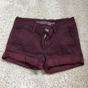 Burgundy Rolled-up shorts